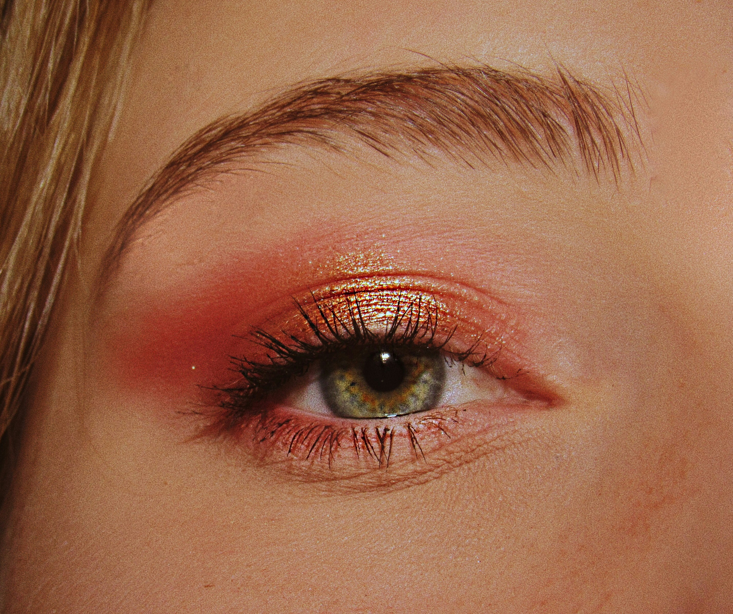Glowing skin makeup